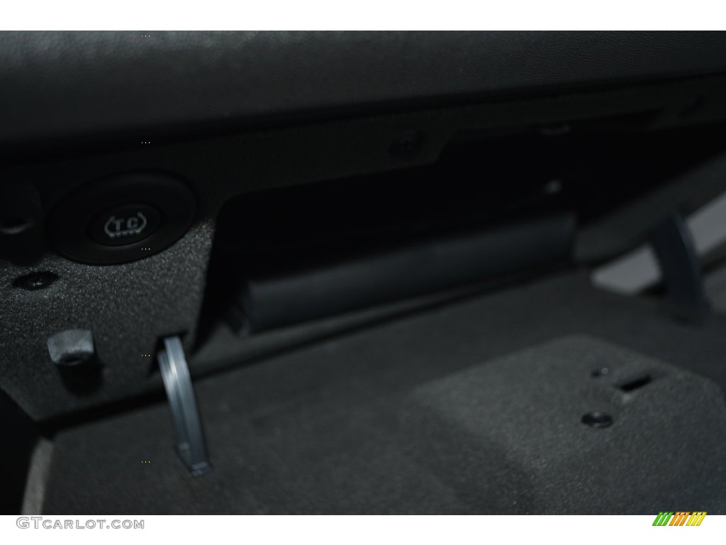 2007 CTS Sedan - White Diamond / Cashmere photo #24