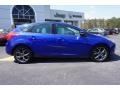 Performance Blue - Focus SE Hatchback Photo No. 8