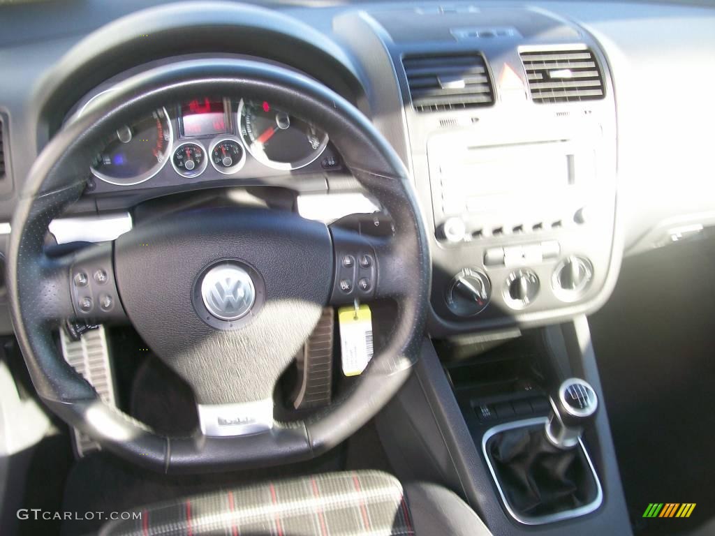 2007 GTI 2 Door - Reflex Silver Metallic / Interlagos Plaid Cloth photo #6