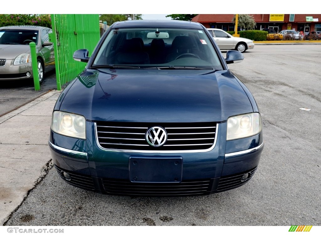 2005 Passat GLX Sedan - Blue Graphite Metallic / Grey photo #28