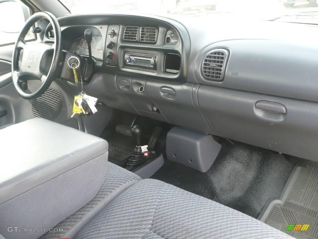 2000 Ram 2500 ST Extended Cab 4x4 - Light Driftwood Satin Glow / Mist Gray photo #10