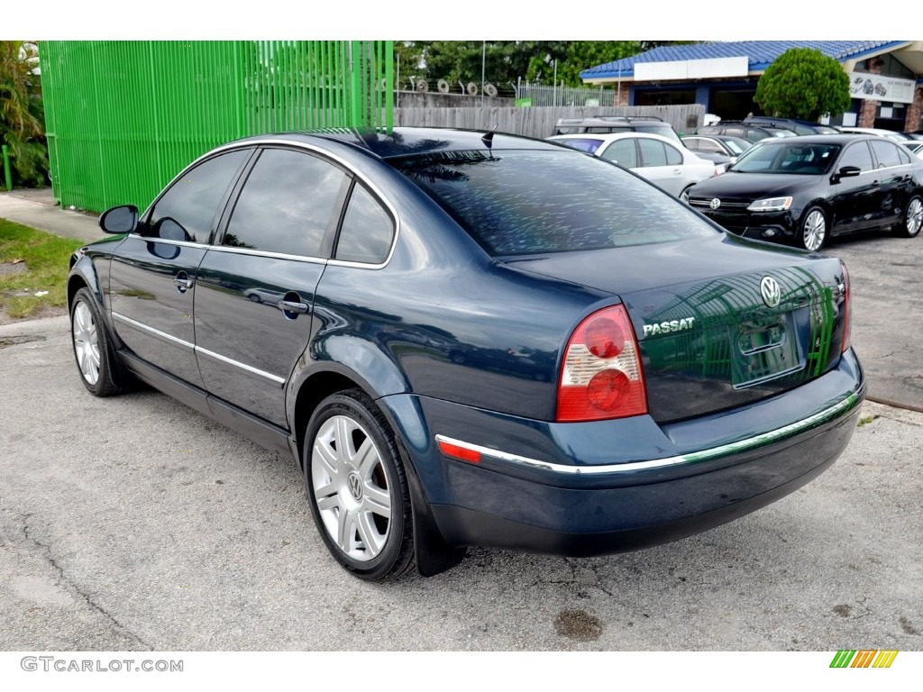 2005 Passat GLX Sedan - Blue Graphite Metallic / Grey photo #36