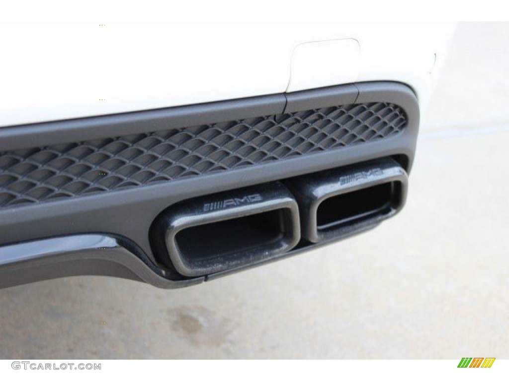 2015 Mercedes-Benz C 63 AMG Coupe Exhaust Photos