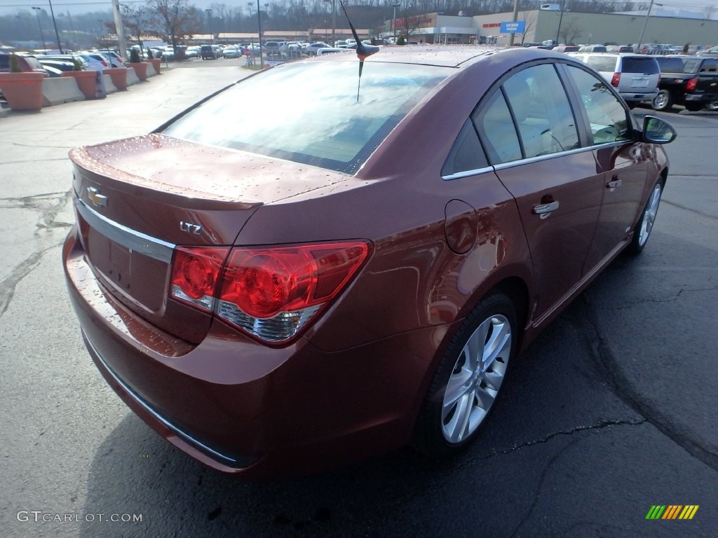 2012 Cruze LTZ - Autumn Red Metallic / Cocoa/Light Neutral photo #5