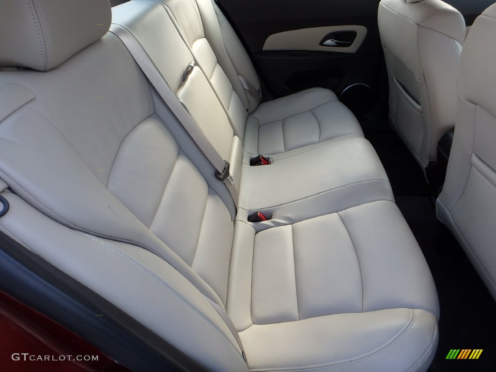 2012 Cruze LTZ - Autumn Red Metallic / Cocoa/Light Neutral photo #13