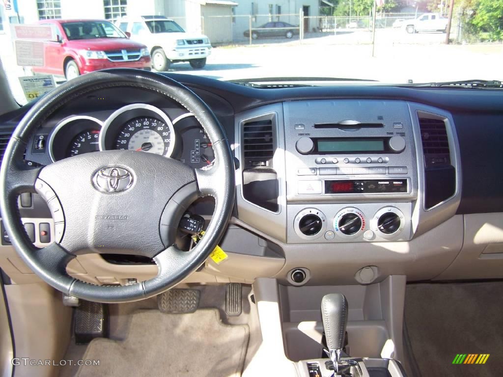 2007 Tacoma V6 PreRunner Double Cab - Desert Sand Mica / Taupe photo #11