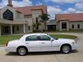 1999 Performance White Lincoln Town Car Signature  photo #2