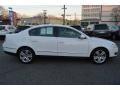 Candy White - Passat Komfort Sedan Photo No. 2