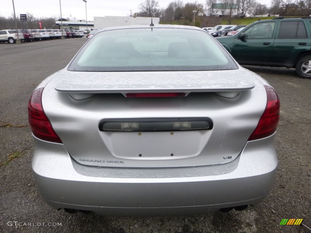 2006 Grand Prix GXP Sedan - Liquid Silver Metallic / Ebony photo #5
