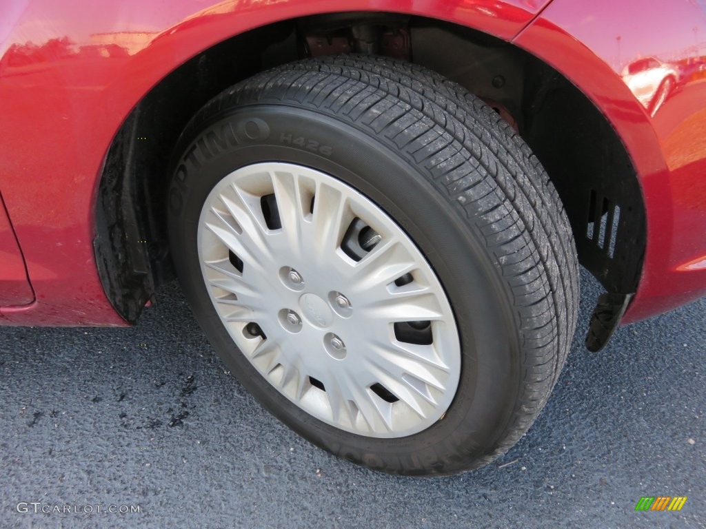 2015 Ford Fiesta SE Sedan Wheel Photo #109162777