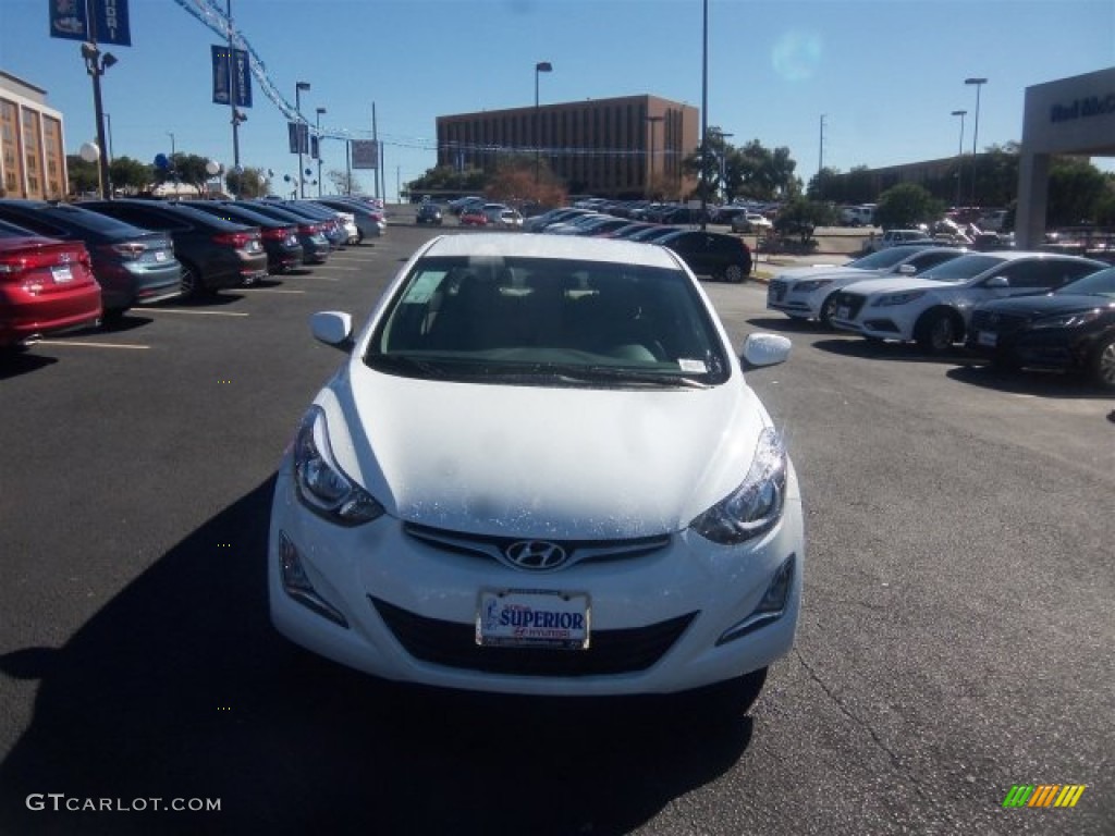2016 Elantra SE - White / Beige photo #4