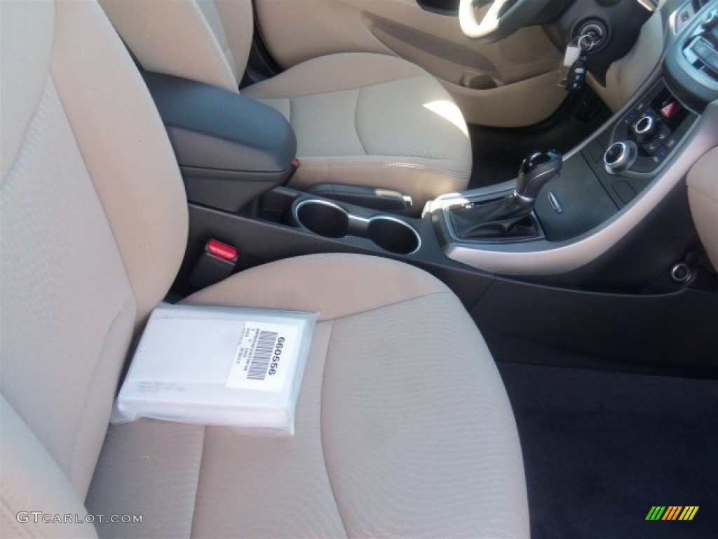 2016 Elantra SE - White / Beige photo #13