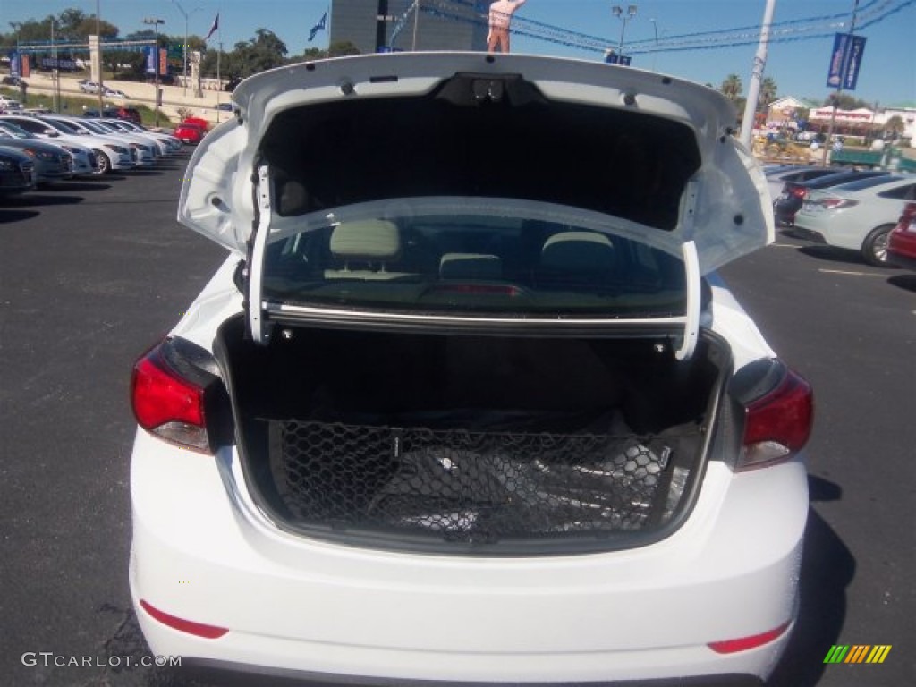2016 Elantra SE - White / Beige photo #17