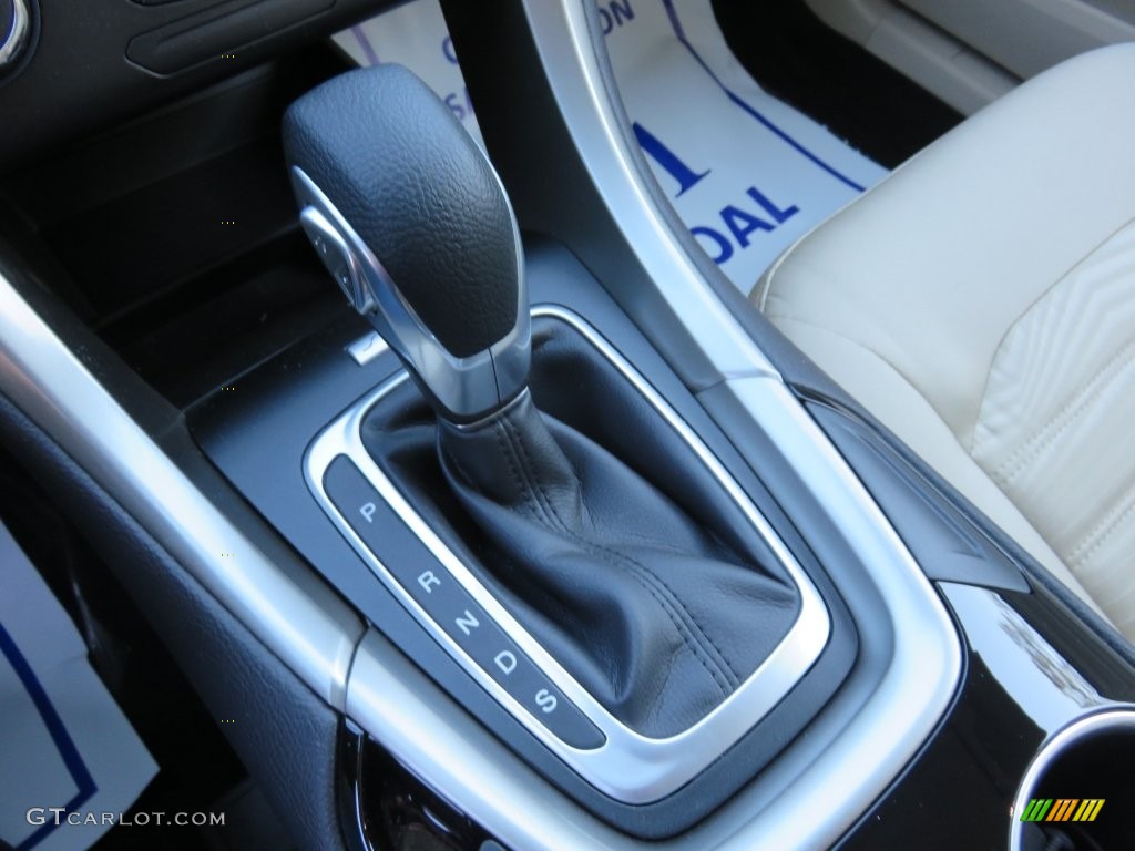 2016 Ford Fusion SE Transmission Photos