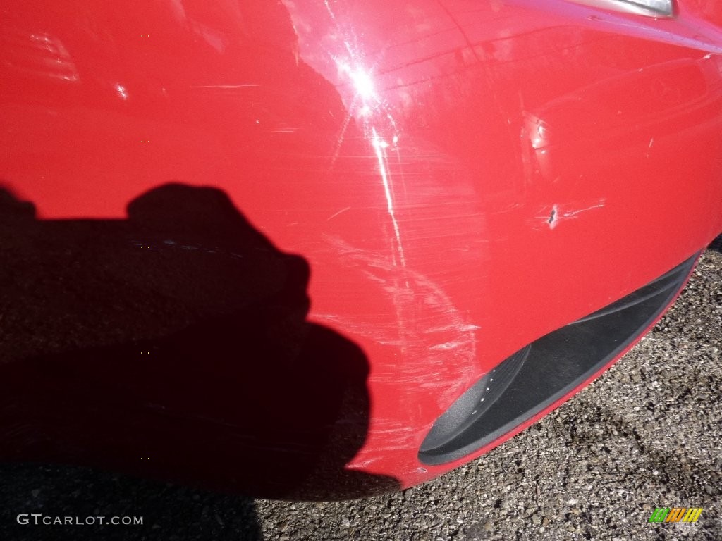 2006 G6 V6 Sedan - Crimson Red / Light Taupe photo #2