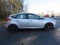 2016 Ingot Silver Ford Focus SE Hatch  photo #2