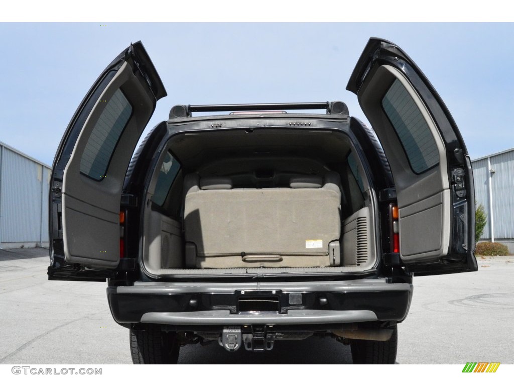 2004 Chevrolet Suburban 1500 Z71 4x4 Trunk Photos