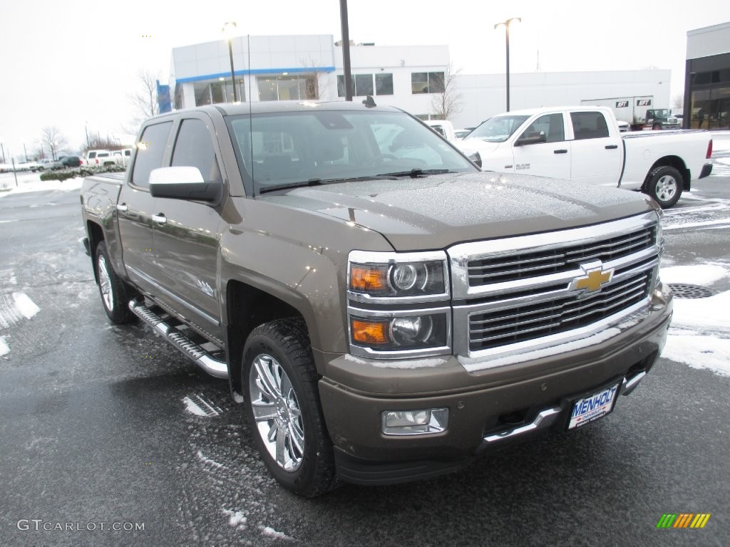 Brownstone Metallic Chevrolet Silverado 1500