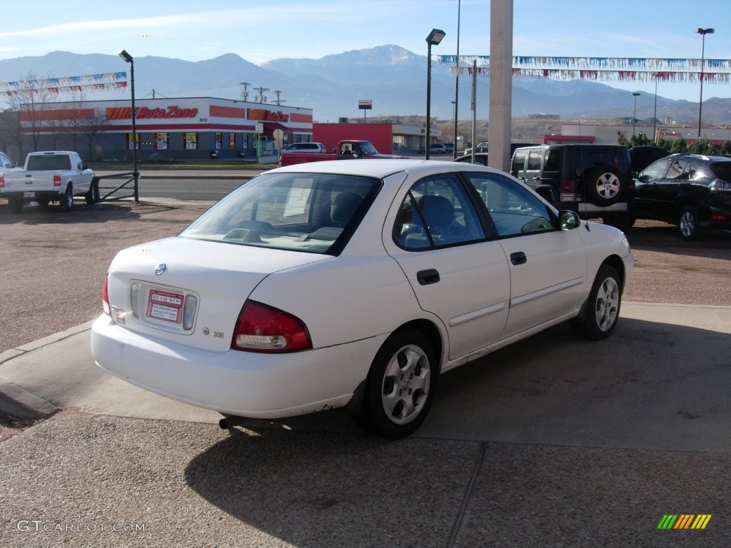 2003 Sentra GXE - Cloud White / Stone Gray photo #5