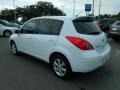 Fresh Powder White - Versa 1.8 S Hatchback Photo No. 3