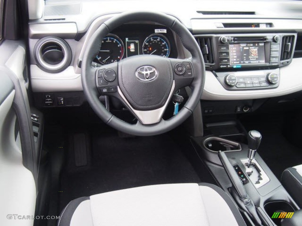 Ash Interior 2016 Toyota RAV4 XLE AWD Photo #109192966