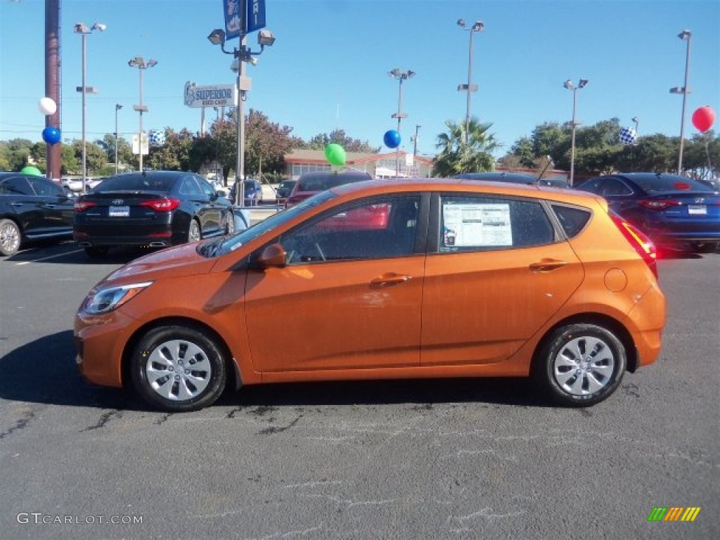 2016 Accent SE Hatchback - Vitamin C / Black photo #8