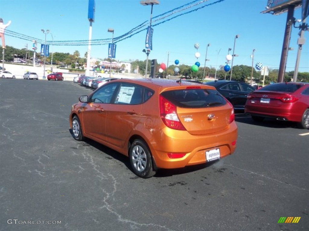 2016 Accent SE Hatchback - Vitamin C / Black photo #9