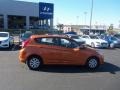 Vitamin C - Accent SE Hatchback Photo No. 12