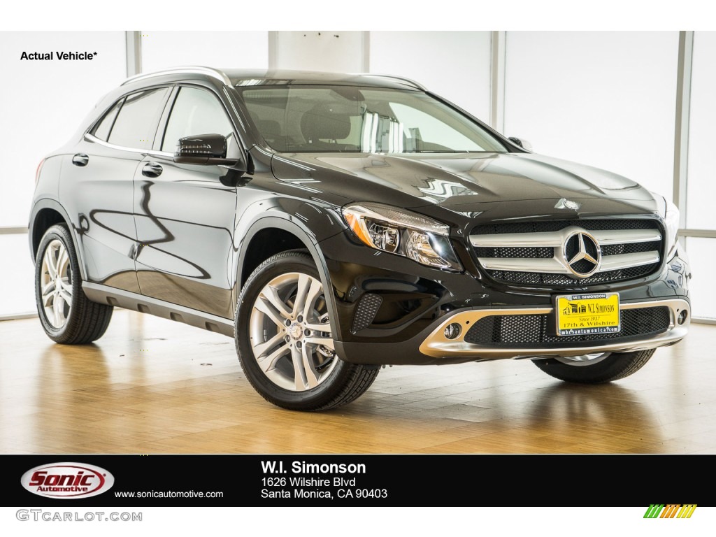 Night Black Mercedes-Benz GLA