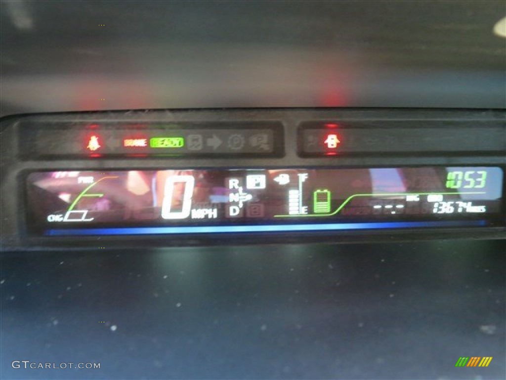 2014 Prius v Two - Clear Sky Metallic / Bisque photo #22