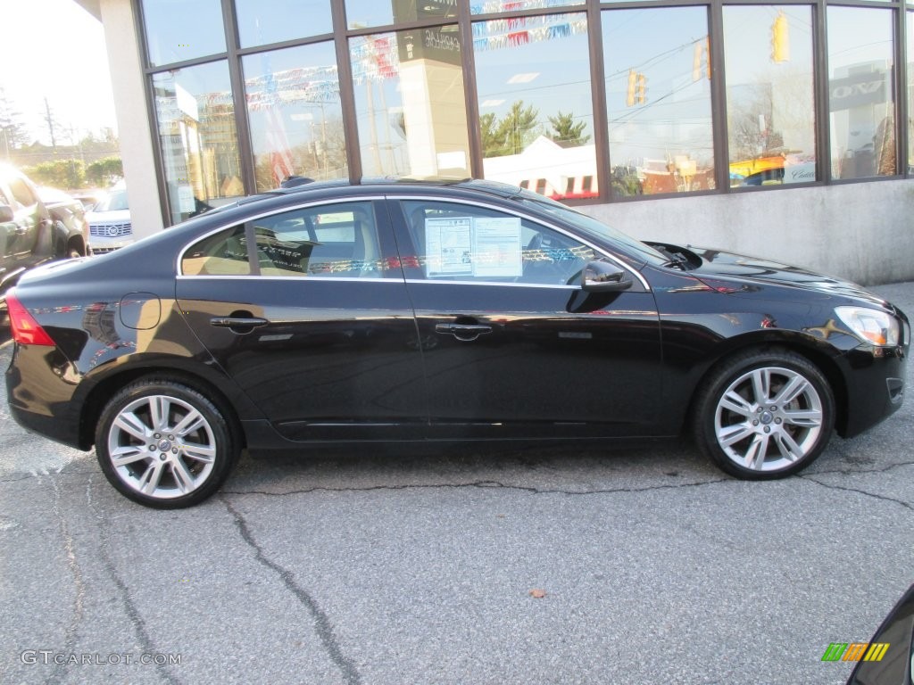 2011 S60 T6 AWD - Black / Soft Beige/Off Black photo #8