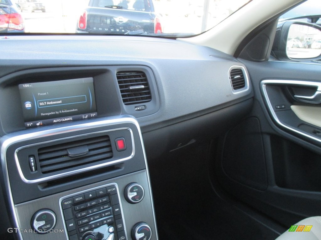 2011 S60 T6 AWD - Black / Soft Beige/Off Black photo #12