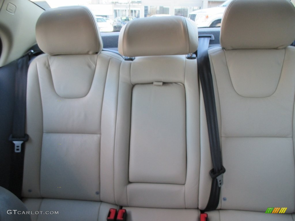2011 S60 T6 AWD - Black / Soft Beige/Off Black photo #23