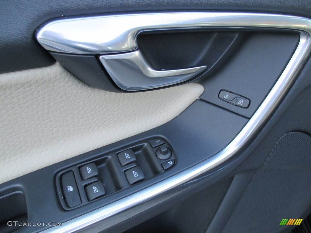 2011 S60 T6 AWD - Black / Soft Beige/Off Black photo #27