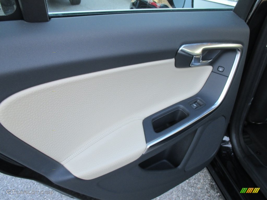 2011 S60 T6 AWD - Black / Soft Beige/Off Black photo #28