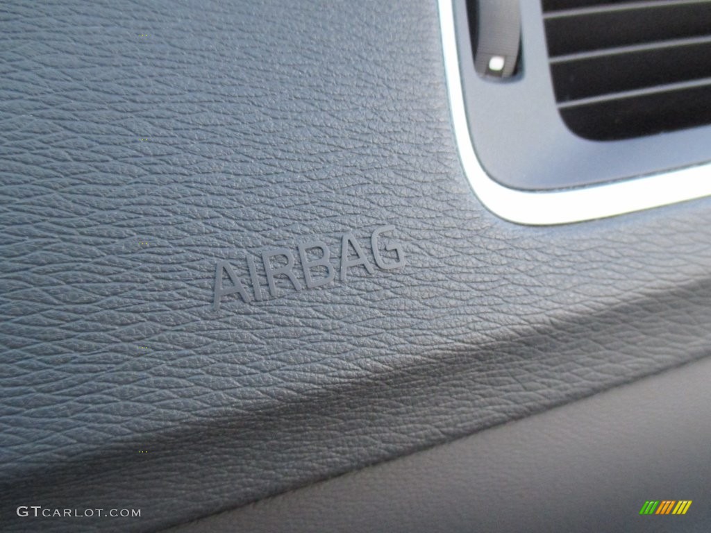 2011 S60 T6 AWD - Black / Soft Beige/Off Black photo #35