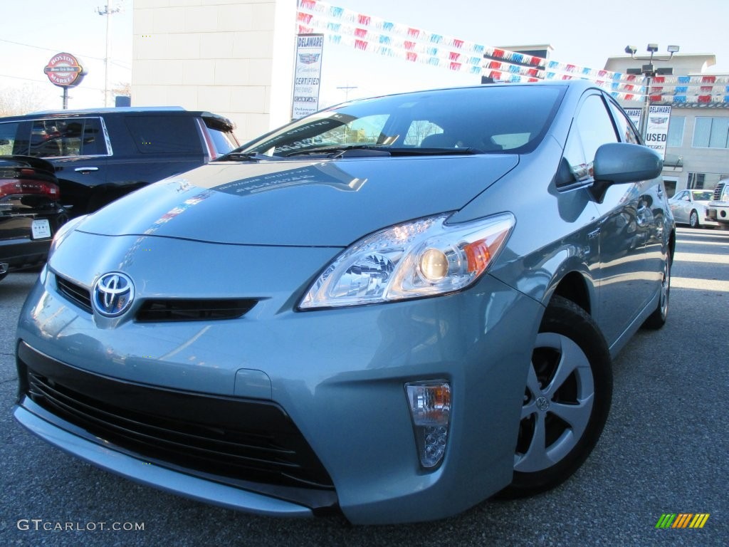 2014 Prius Two Hybrid - Sea Glass Pearl / Bisque photo #2