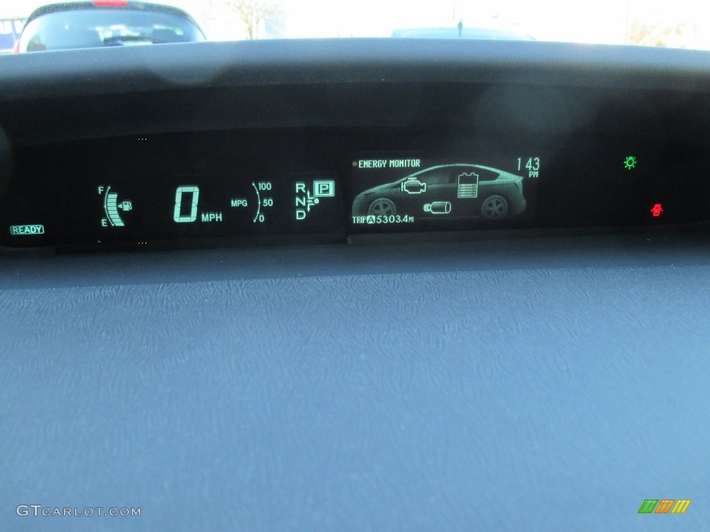 2014 Prius Two Hybrid - Sea Glass Pearl / Bisque photo #15