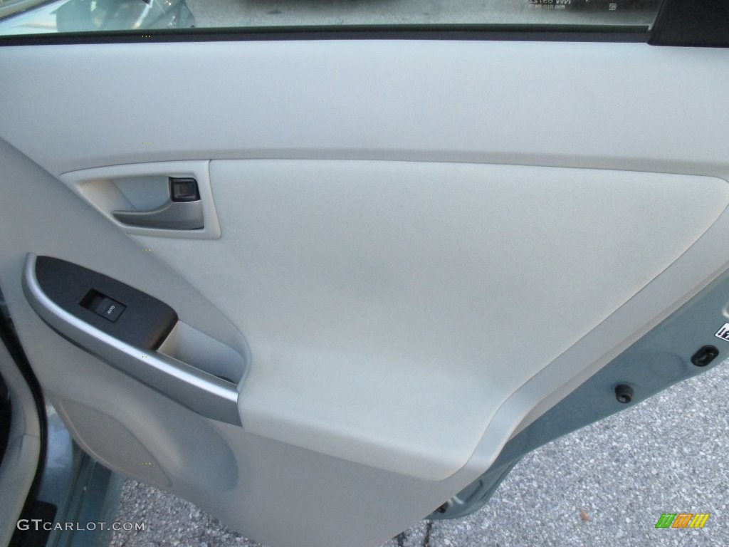 2014 Prius Two Hybrid - Sea Glass Pearl / Bisque photo #23