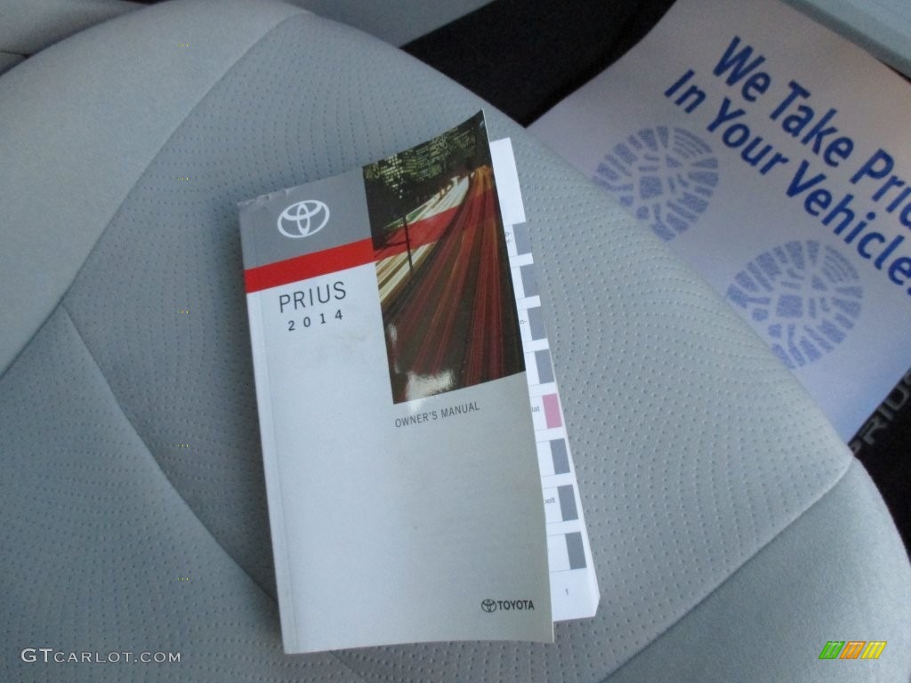 2014 Prius Two Hybrid - Sea Glass Pearl / Bisque photo #28