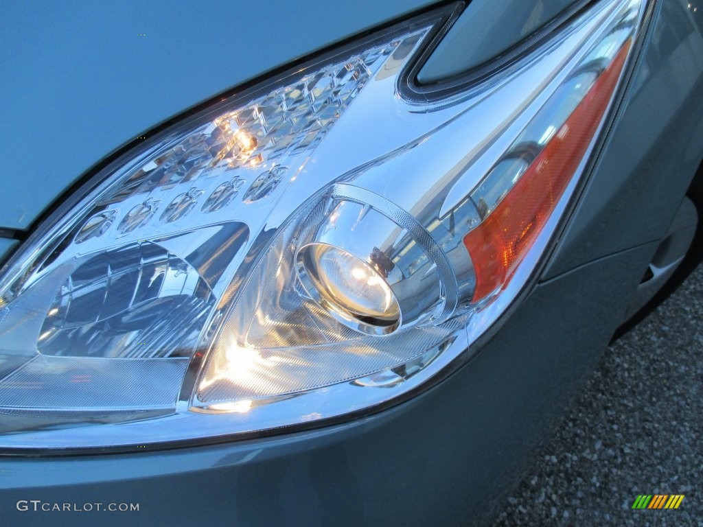 2014 Prius Two Hybrid - Sea Glass Pearl / Bisque photo #34