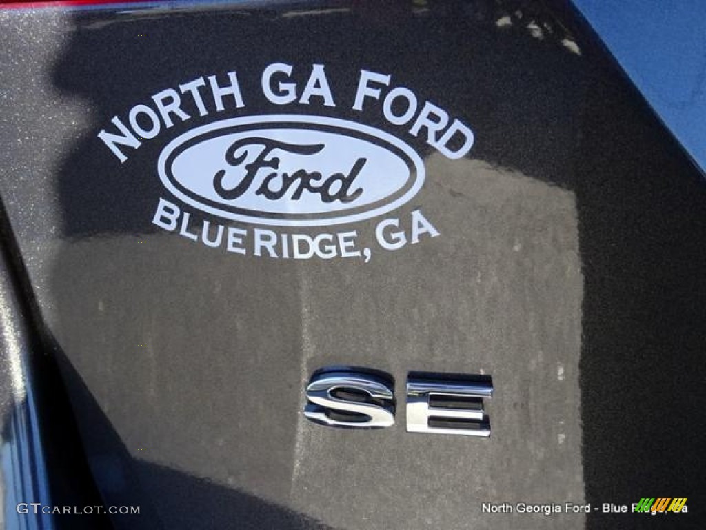 2015 Fiesta SE Sedan - Magnetic Metallic / Charcoal Black photo #37