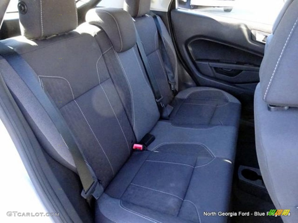 2015 Fiesta SE Hatchback - Ingot Silver Metallic / Charcoal Black photo #14