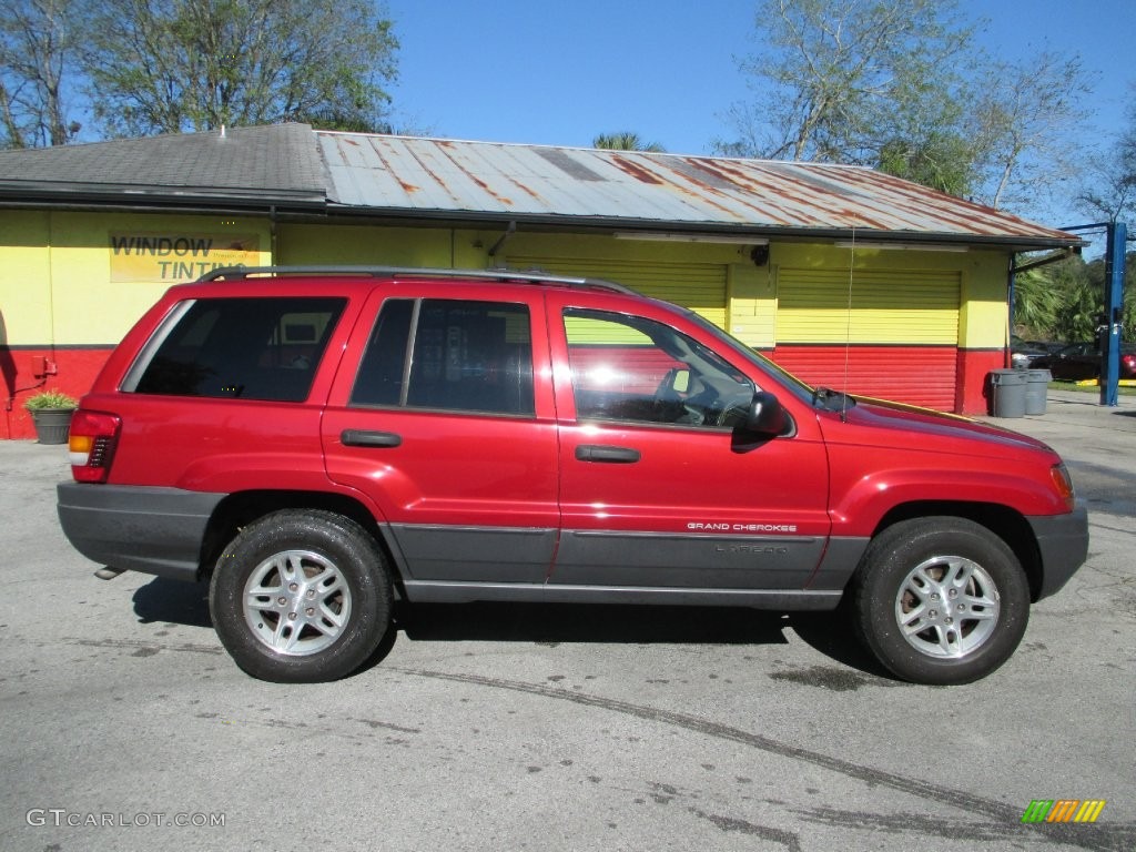 2004 Grand Cherokee Laredo - Inferno Red Pearl / Sandstone photo #2