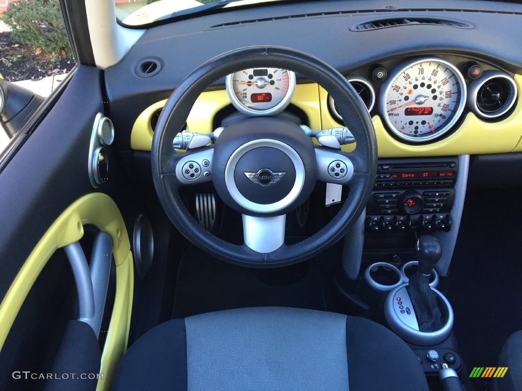 2005 Cooper S Hardtop - Liquid Yellow / Black/Panther Black photo #47