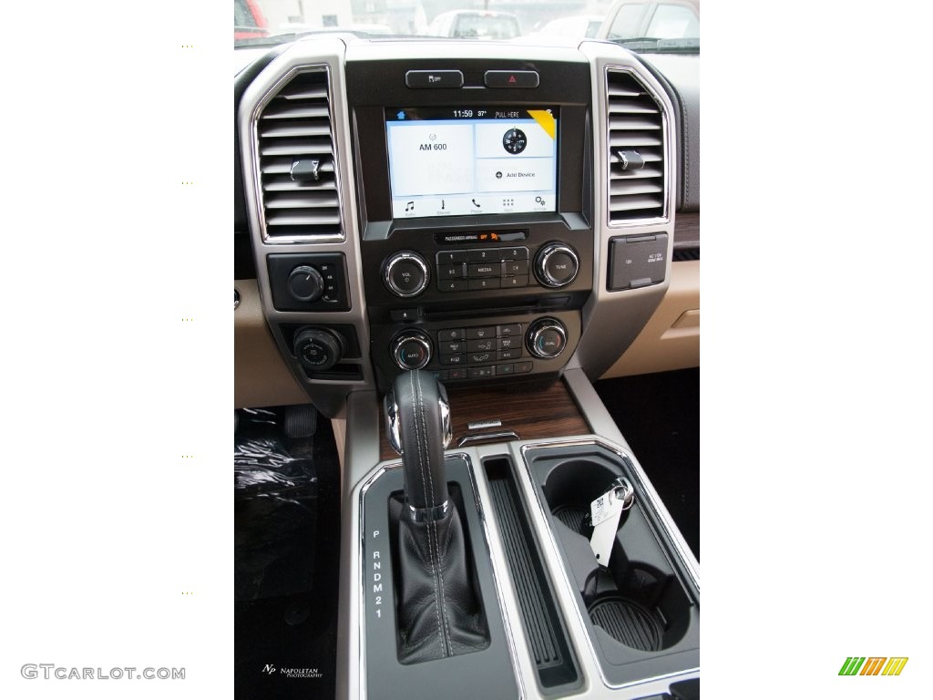 2016 F150 Lariat SuperCab 4x4 - Oxford White / Medium Light Camel photo #11