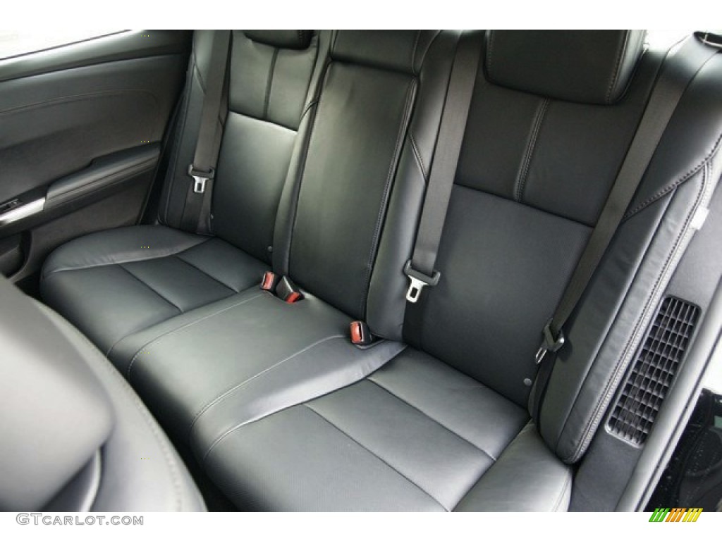 2016 Toyota Avalon Hybrid Limited Rear Seat Photos