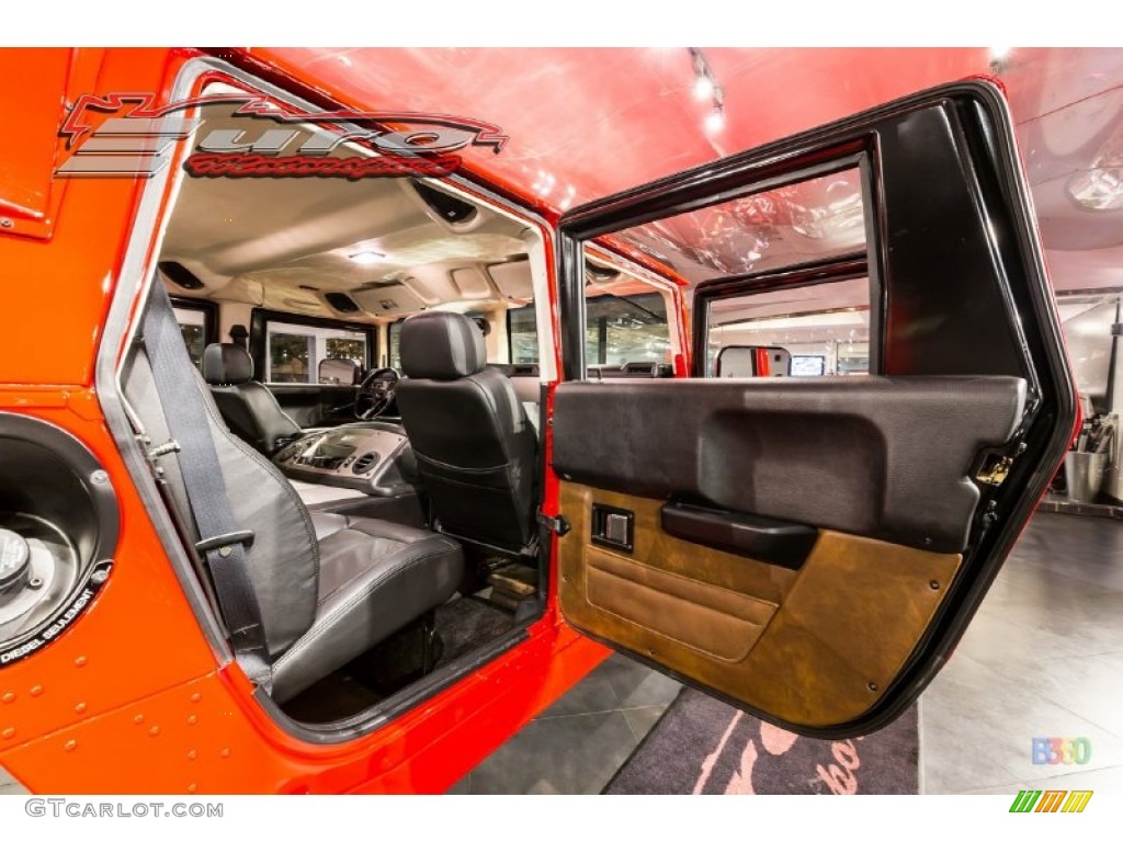 2004 H1 Wagon - Firehouse Red / Ebony/Brown photo #18