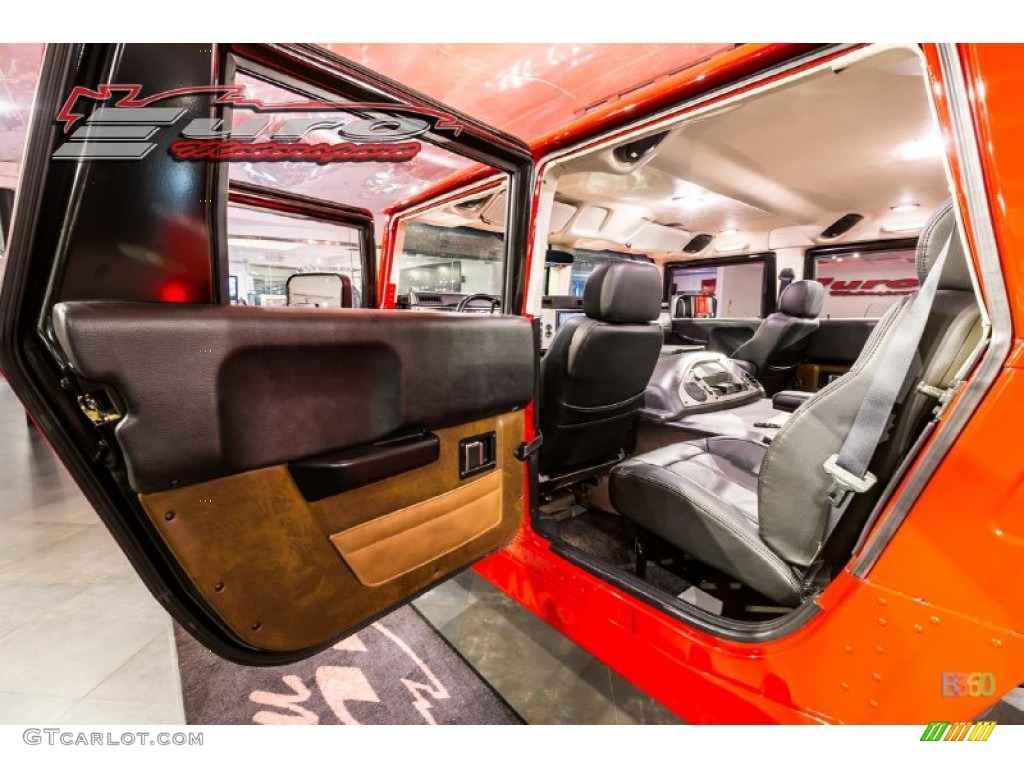 2004 H1 Wagon - Firehouse Red / Ebony/Brown photo #21