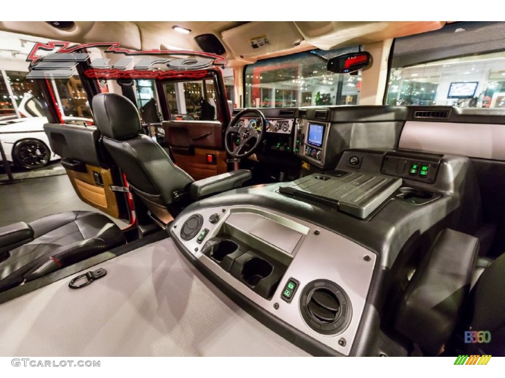 2004 H1 Wagon - Firehouse Red / Ebony/Brown photo #23